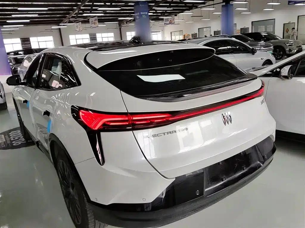 Buick E4 2023 GS Edition — миниатюра 5