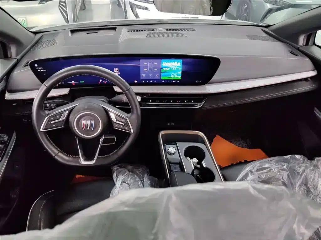 Buick E4 2023 GS Edition — миниатюра 10