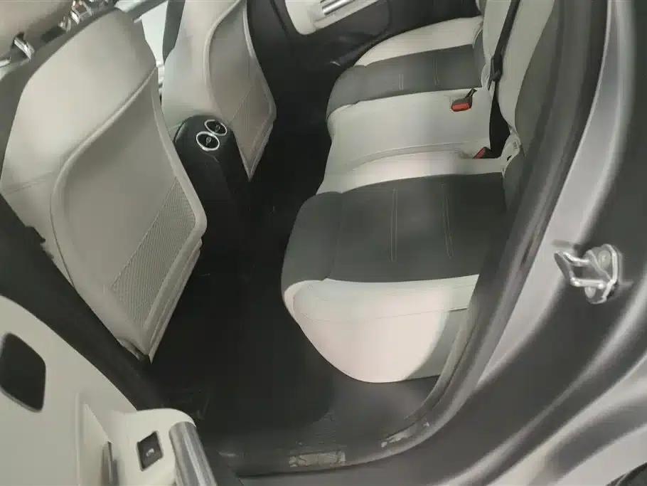 Mercedes-Benz EQA 2022 EQA 300 4MATIC First Edition — миниатюра 11