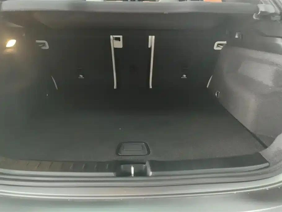 Mercedes-Benz EQA 2022 EQA 300 4MATIC First Edition — миниатюра 4