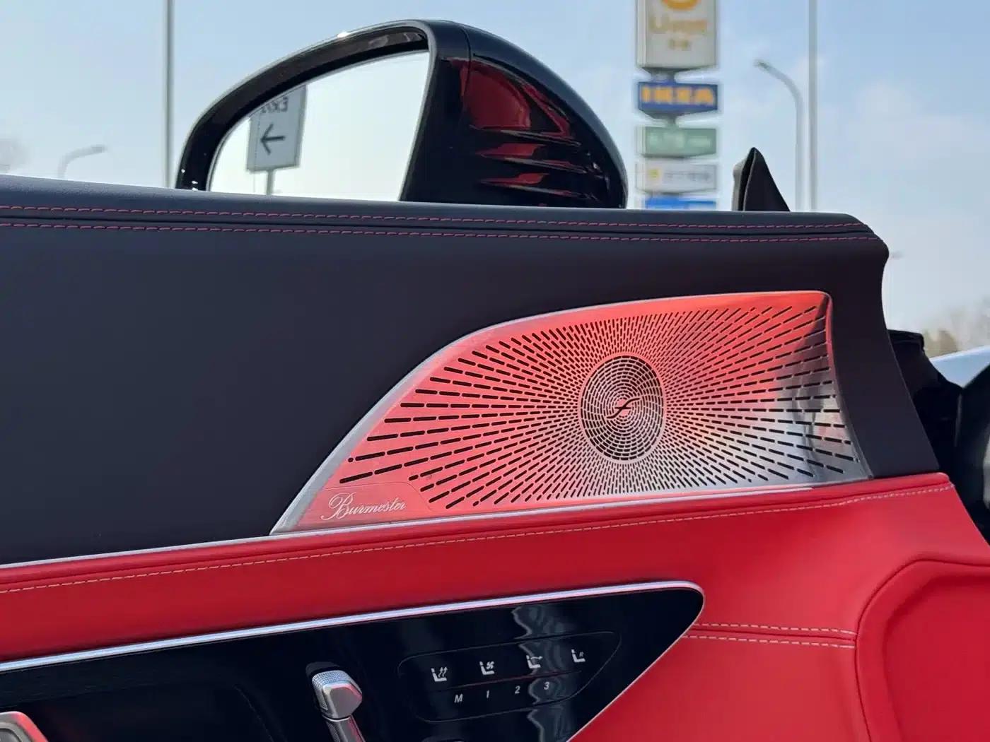 2022 Mercedes-Benz SL-Class AMG SL43 Roadster (European Version) — миниатюра 12
