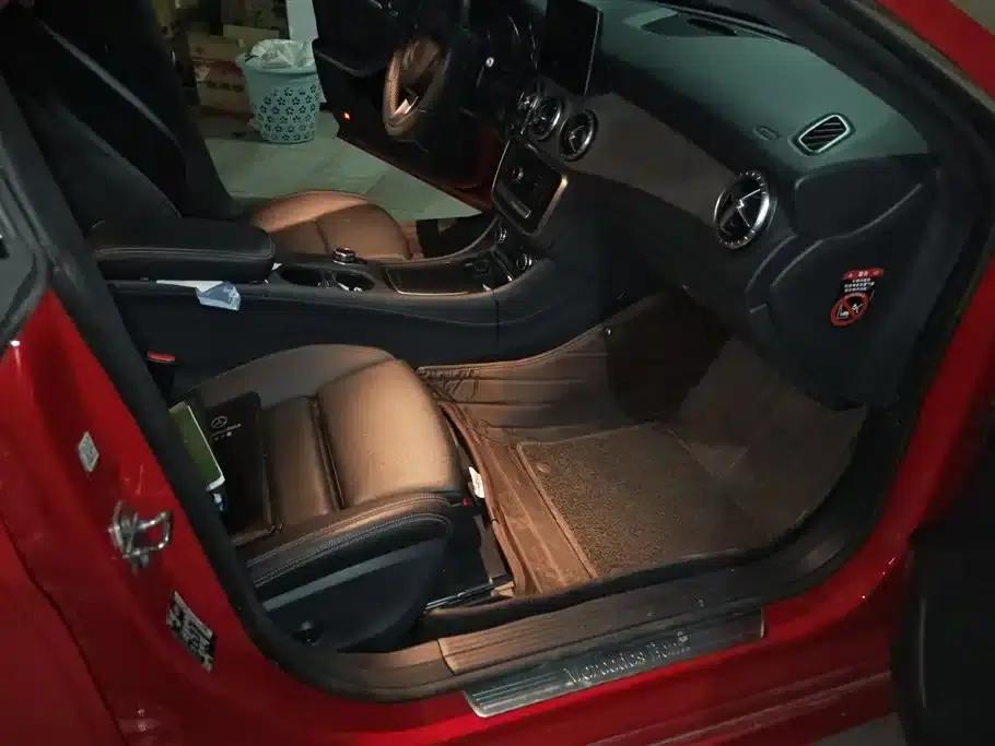 Imported Mercedes-Benz CLA 2018 CLA 200 Fashion Edition — миниатюра 8