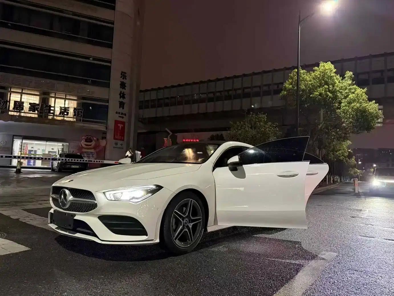 Imported Mercedes-Benz CLA 2022 CLA 200 4MATIC — миниатюра 2