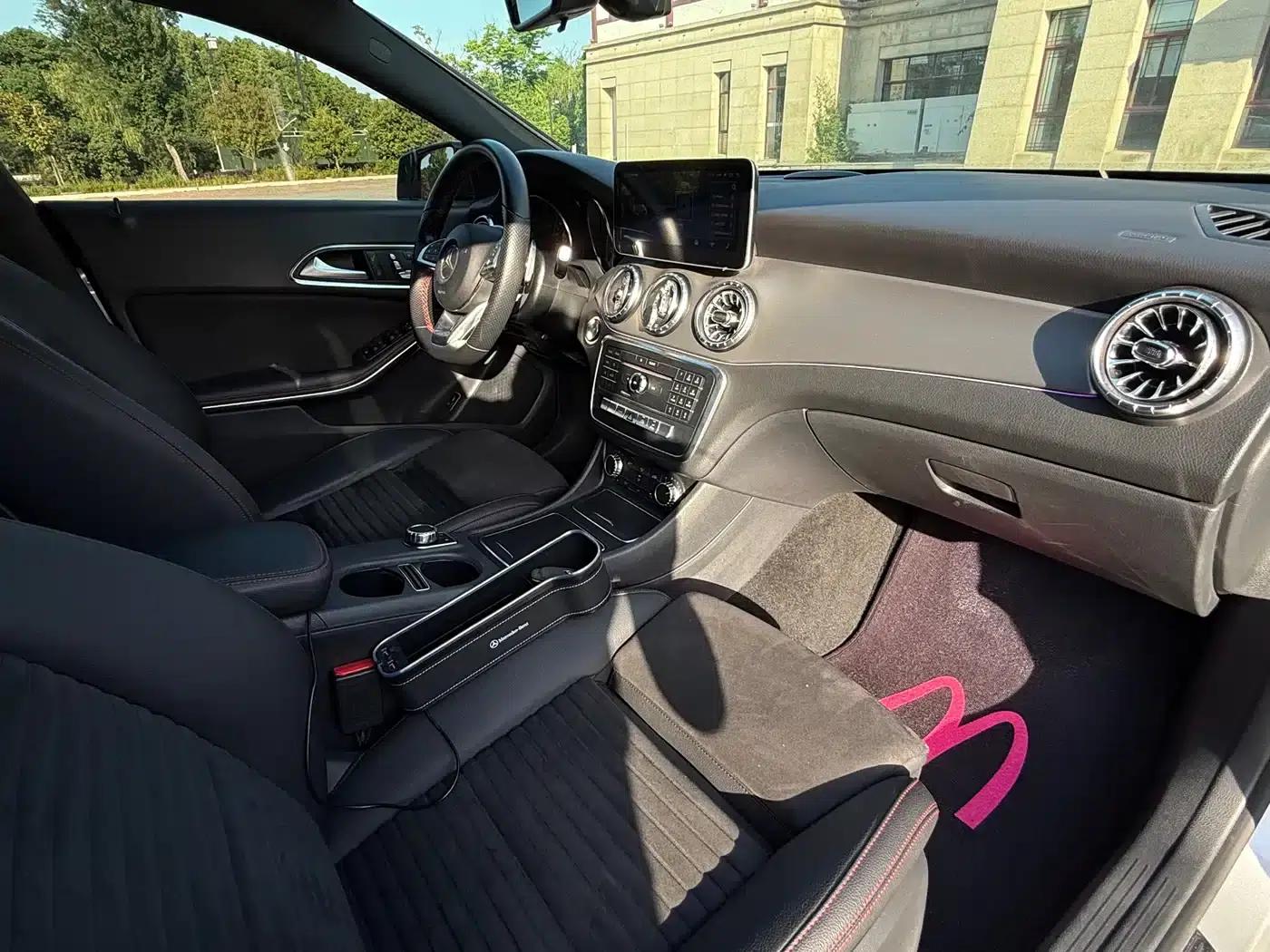 Imported Mercedes-Benz CLA 2016 CLA 220 4MATIC — миниатюра 9