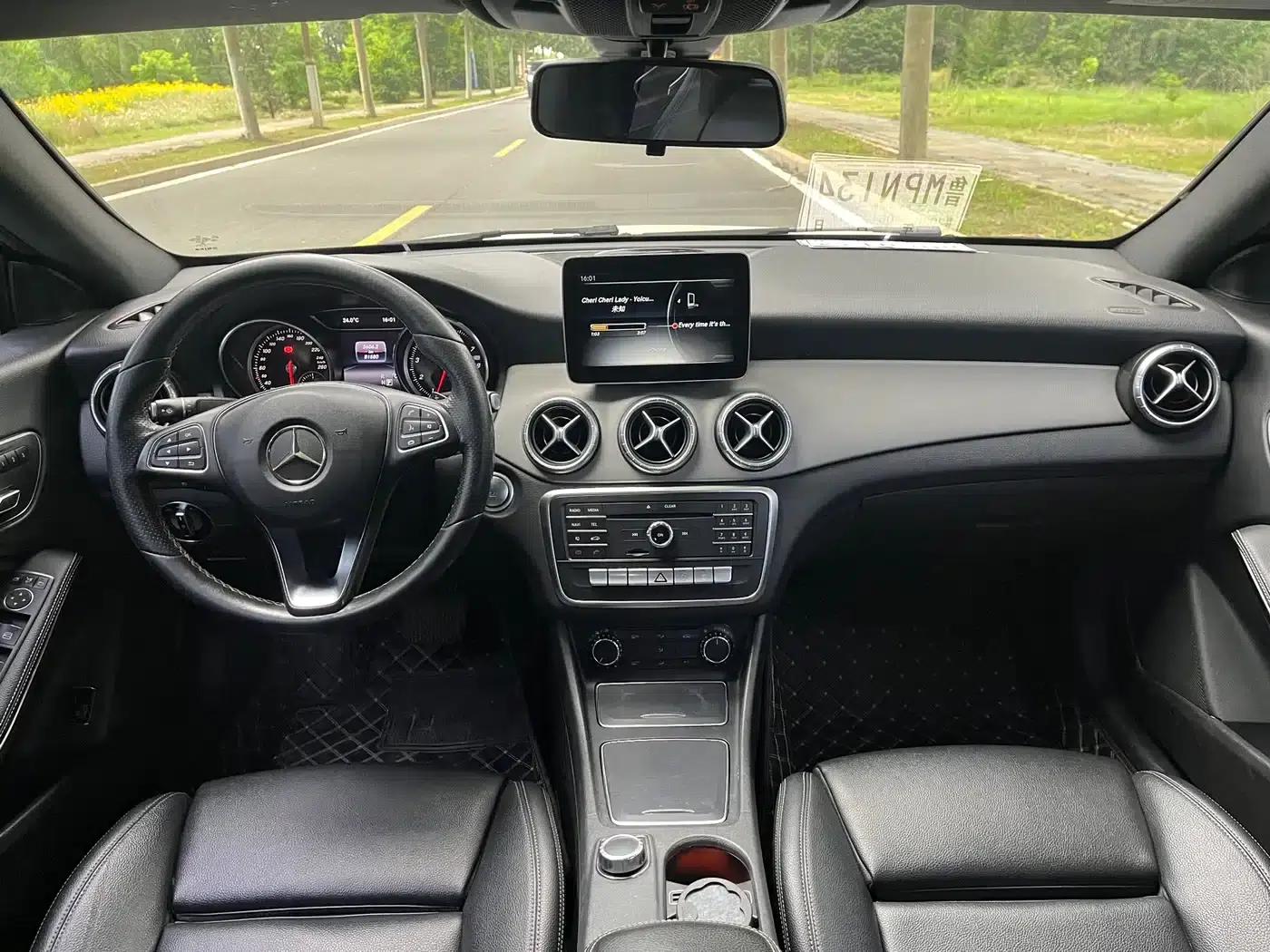 Mercedes-Benz CLA (Imported) 2017 Facelift CLA 200 Fashion Model — миниатюра 12