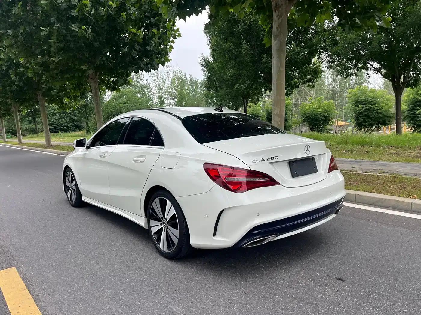 Mercedes-Benz CLA (Imported) 2017 Facelift CLA 200 Fashion Model — миниатюра 6