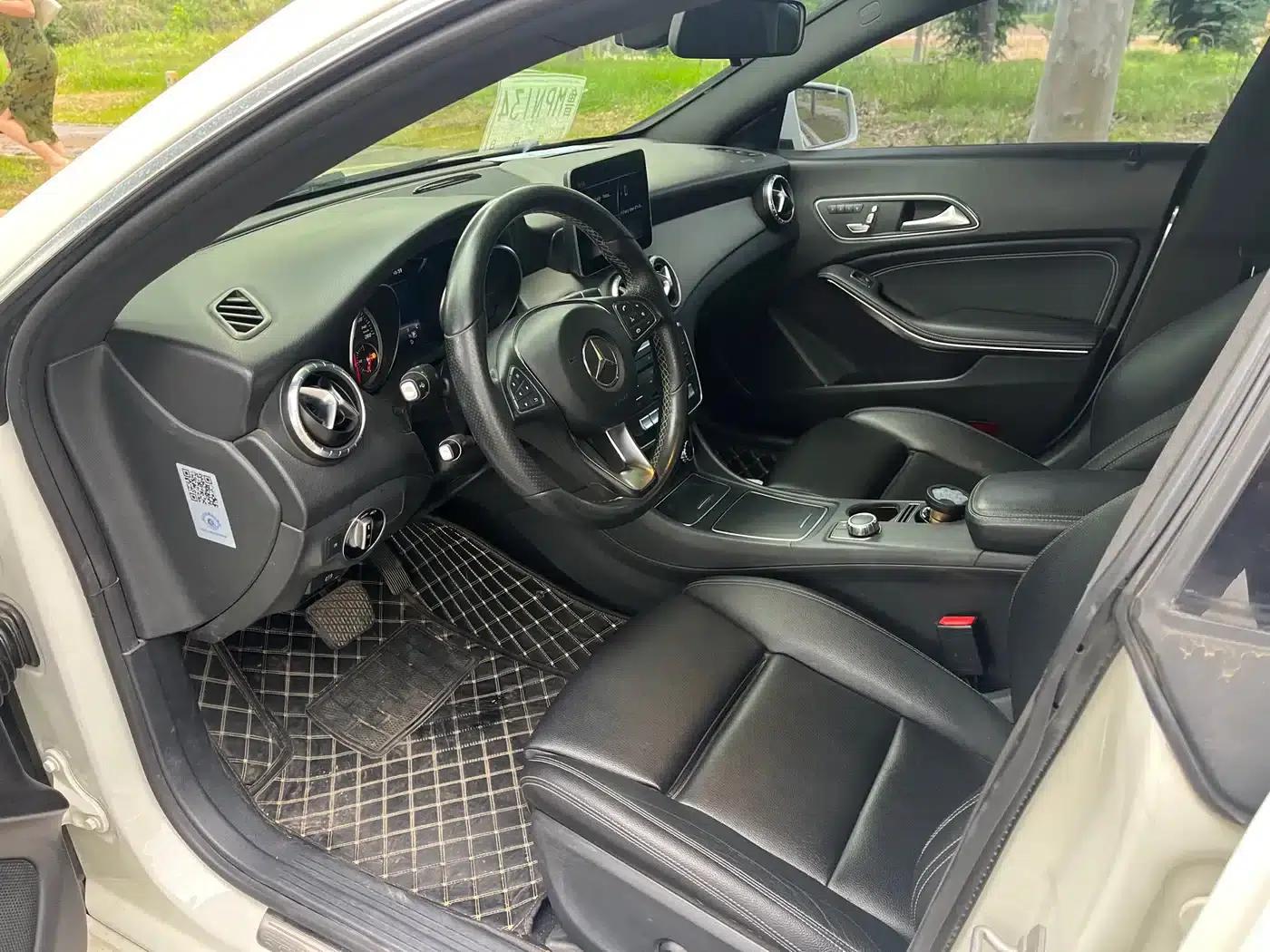 Mercedes-Benz CLA (Imported) 2017 Facelift CLA 200 Fashion Model — миниатюра 7