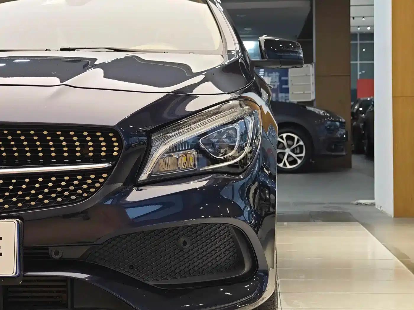 Imported Mercedes-Benz CLA 2018 CLA 220 4MATIC — миниатюра 2