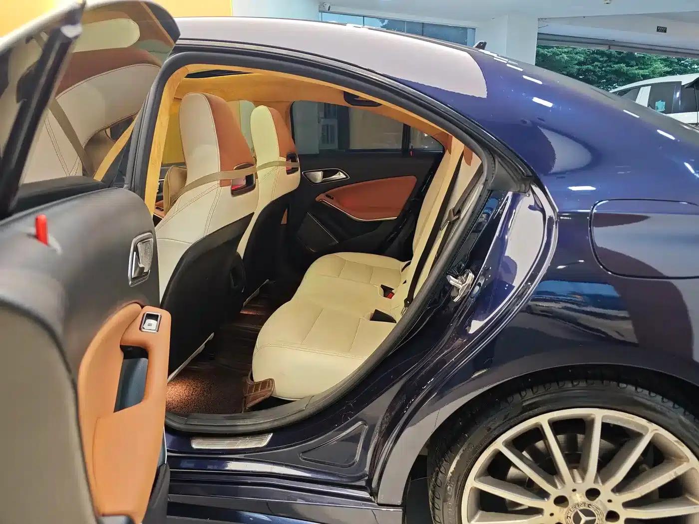 Imported Mercedes-Benz CLA 2018 CLA 220 4MATIC — миниатюра 23