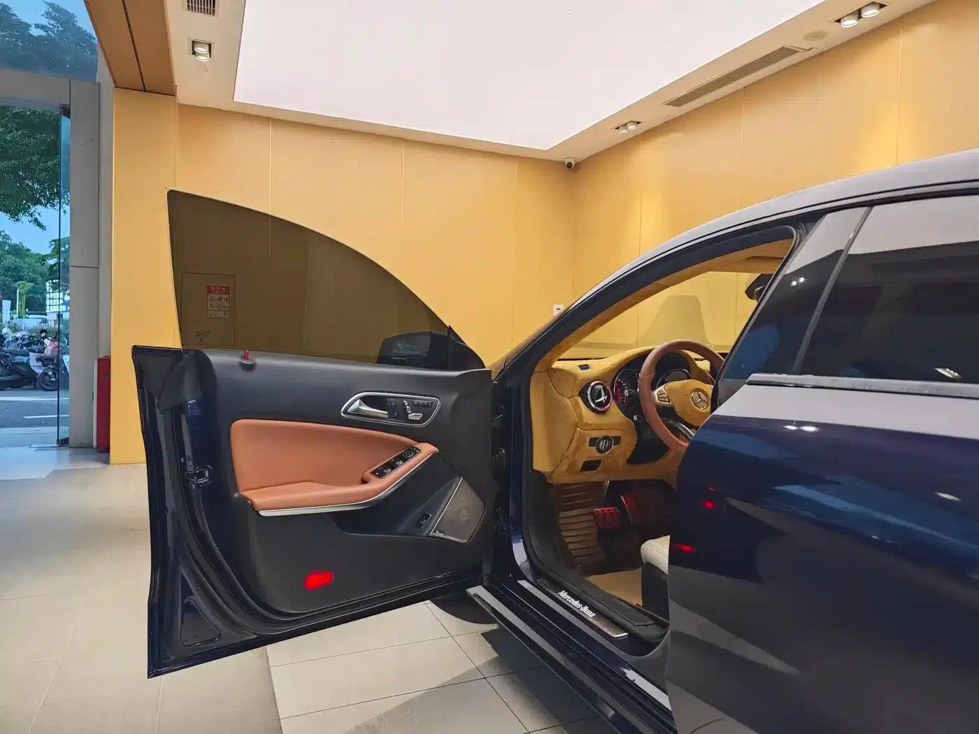Imported Mercedes-Benz CLA 2018 CLA 220 4MATIC — миниатюра 8