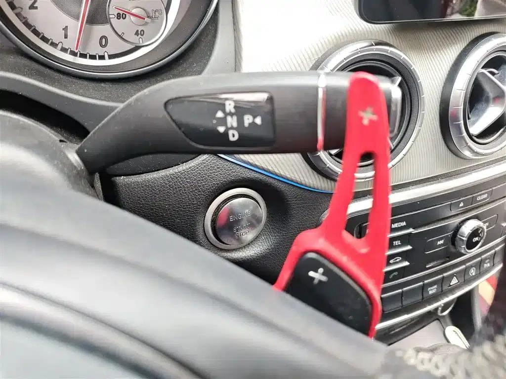 Imported Mercedes-Benz CLA 2016 CLA 200 Dynamic — миниатюра 7