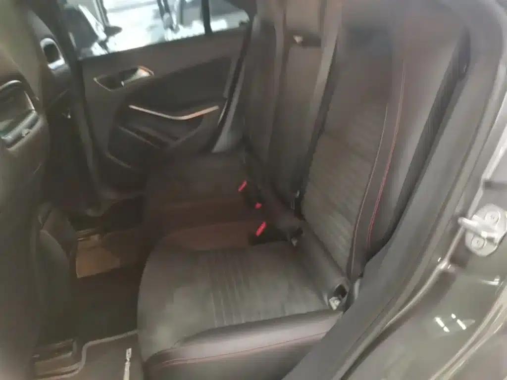 Imported Mercedes-Benz CLA 2018 CLA 220 4MATIC — миниатюра 17