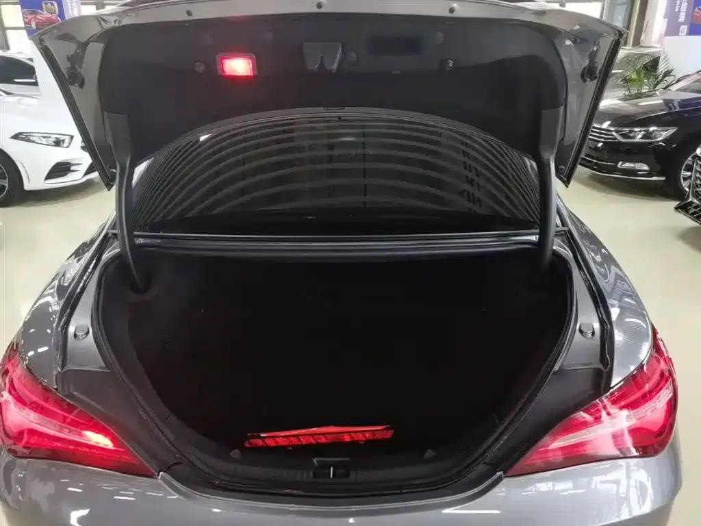 Imported Mercedes-Benz CLA 2018 CLA 220 4MATIC — миниатюра 19