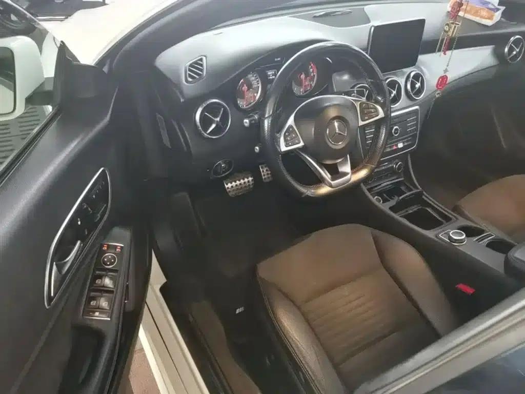 Imported Mercedes-Benz CLA 2015 CLA 220 4MATIC — миниатюра 16