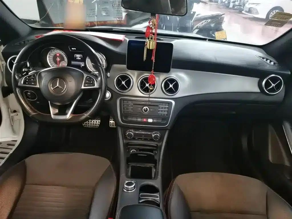 Imported Mercedes-Benz CLA 2015 CLA 220 4MATIC — миниатюра 10