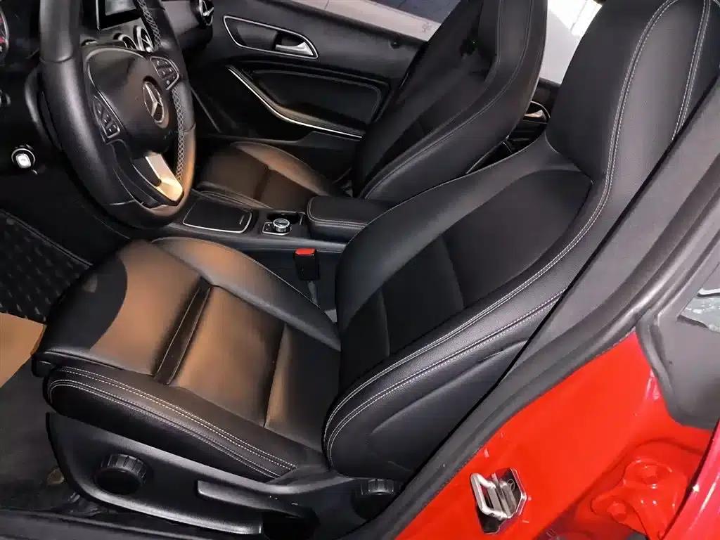 Imported Mercedes-Benz CLA 2016 Facelift CLA 200 Dynamic — миниатюра 11