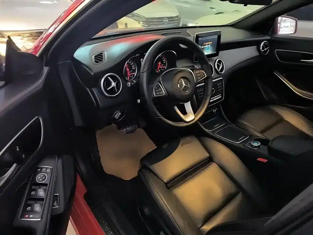 Imported Mercedes-Benz CLA 2016 Facelift CLA 200 Dynamic — миниатюра 12