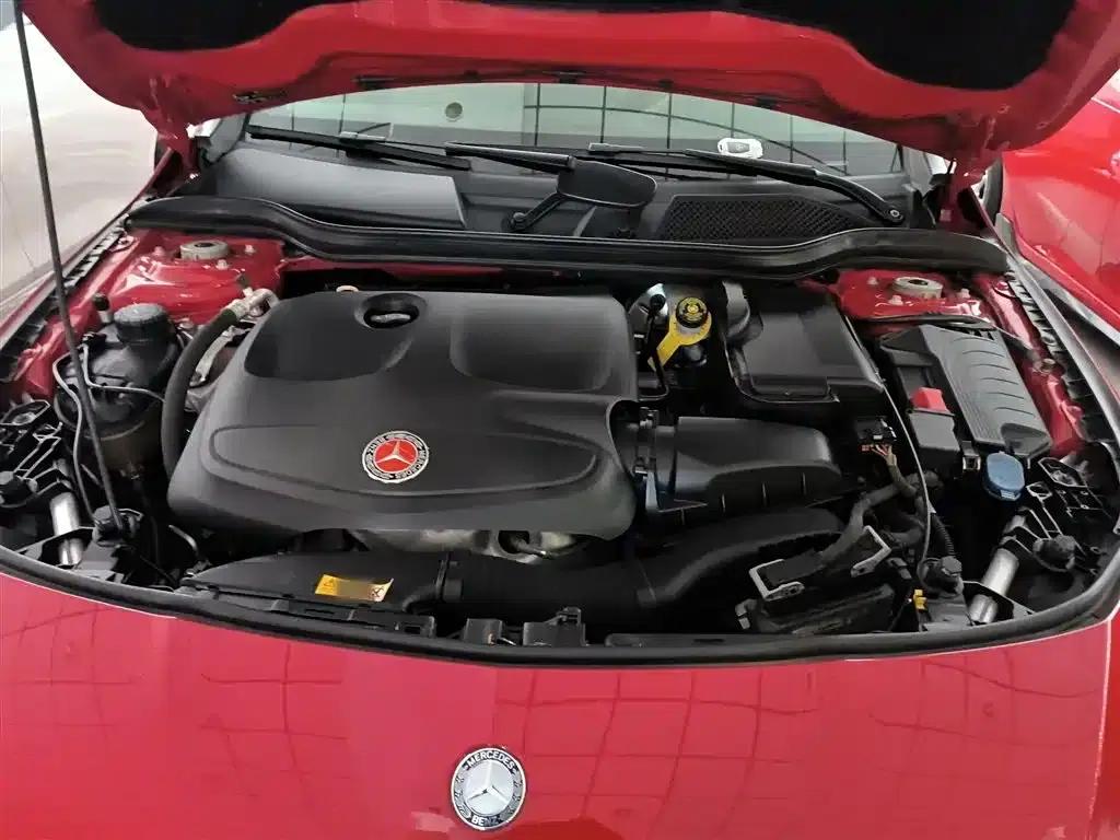 Imported Mercedes-Benz CLA 2016 Facelift CLA 200 Dynamic — миниатюра 16