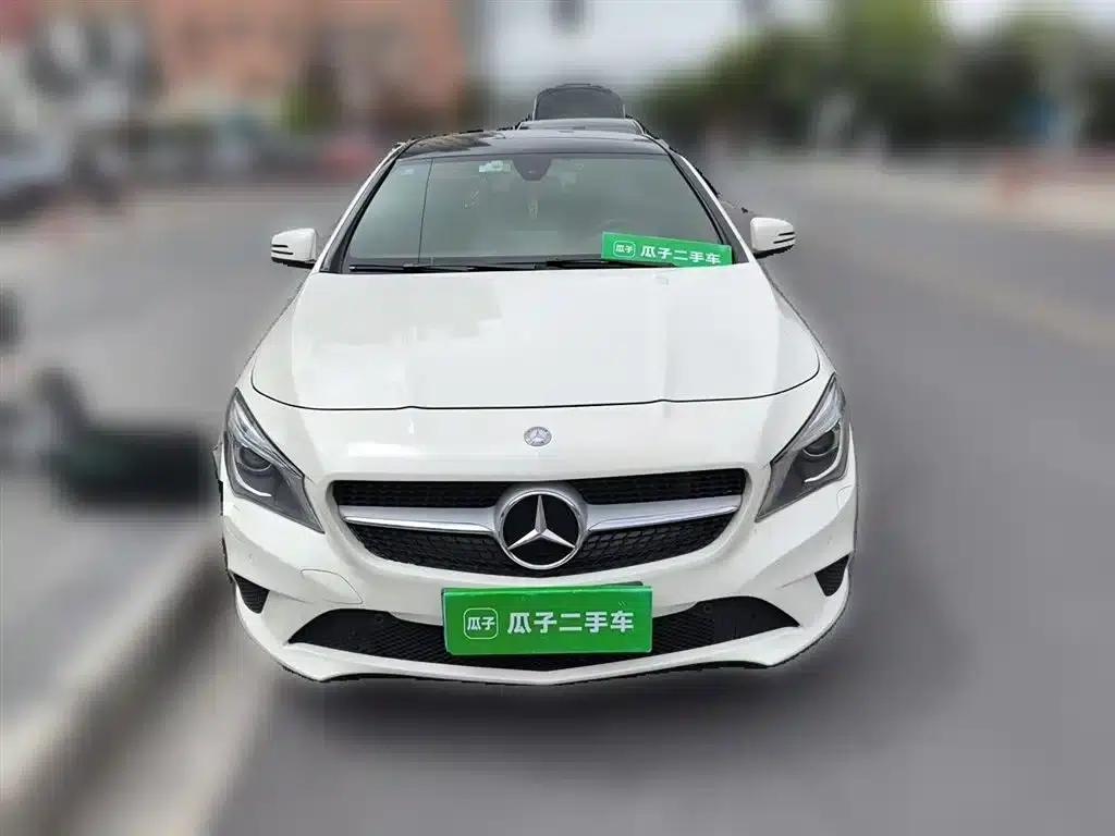 Imported Mercedes-Benz CLA 2016 CLA 200 Fashion Edition — миниатюра 24