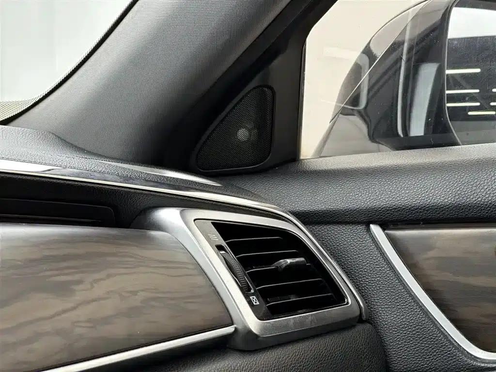 Honda UR-V 2017 370TURBO 2WD Premium Edition (National V Emission Standard) — миниатюра 13