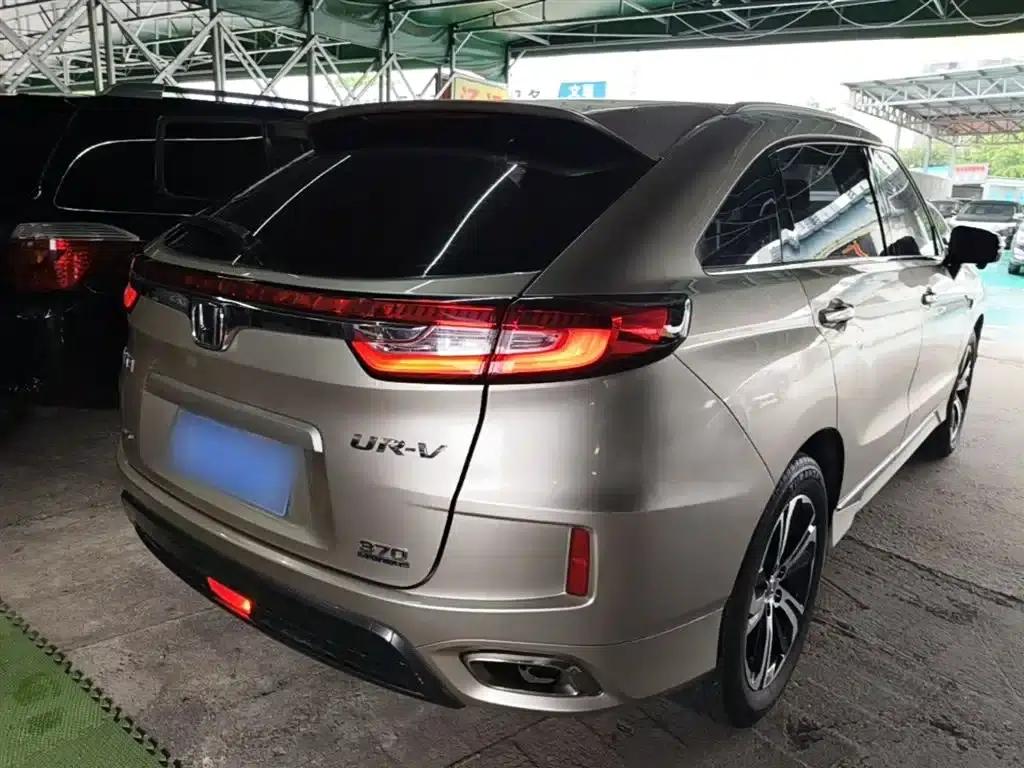 Honda UR-V 2017 370TURBO 2WD Premium Edition (National V Emission Standard) — миниатюра 7