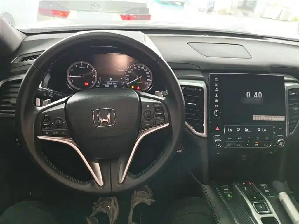 Honda UR-V 2017 370TURBO 2WD Premium Edition (National V Emission Standard) — миниатюра 10