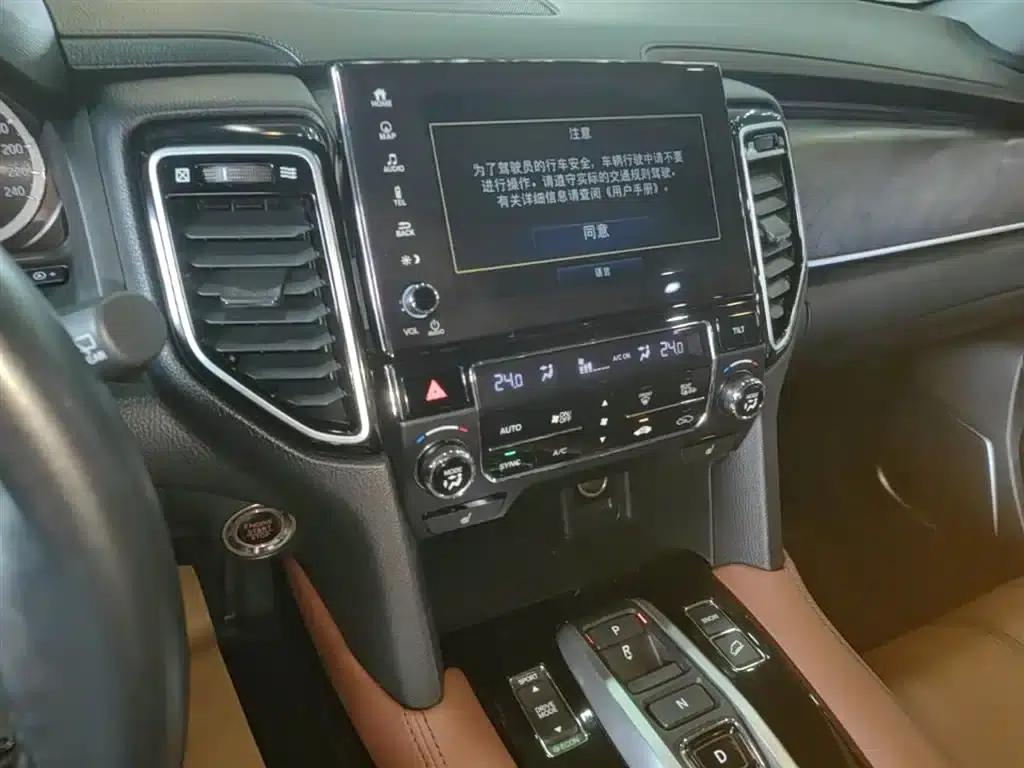 Honda UR-V 2020 370TURBO 2WD Premium Edition — миниатюра 13