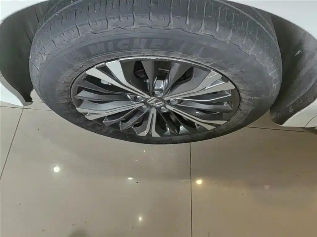 Honda UR-V 2020 370TURBO 2WD Premium Edition — миниатюра 23