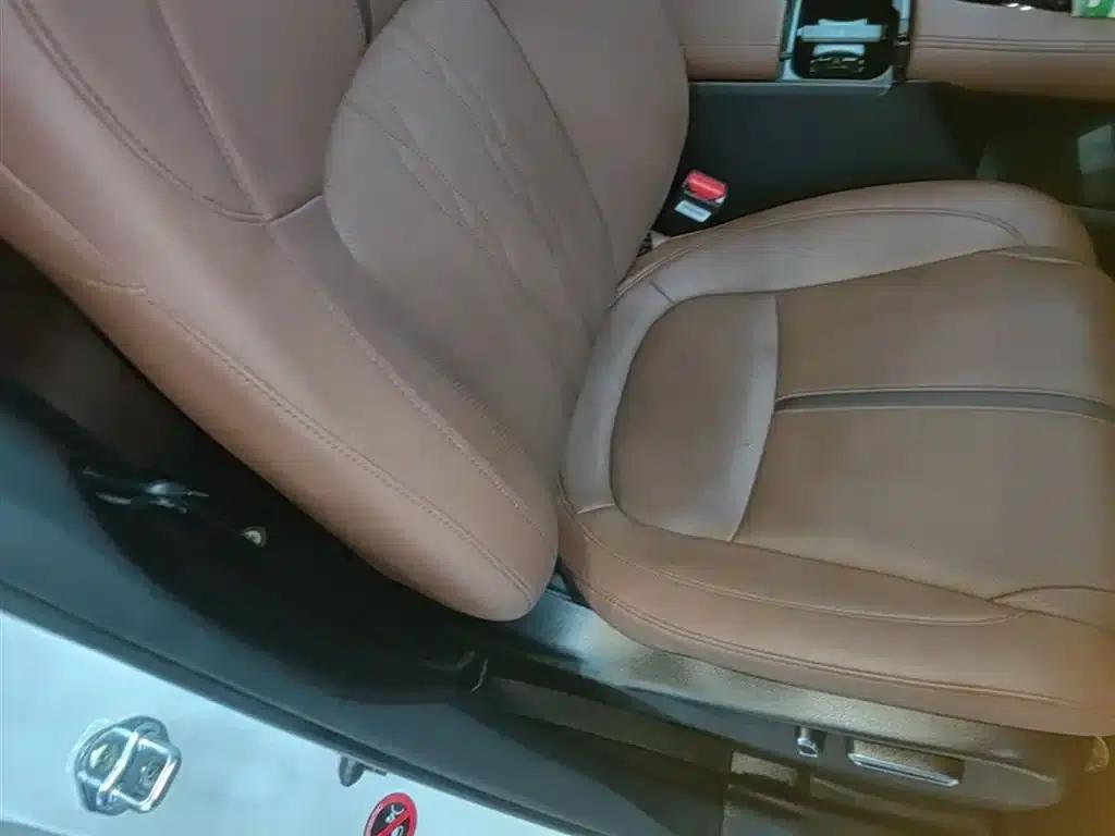Honda UR-V 2020 370TURBO 2WD Premium Edition — миниатюра 25