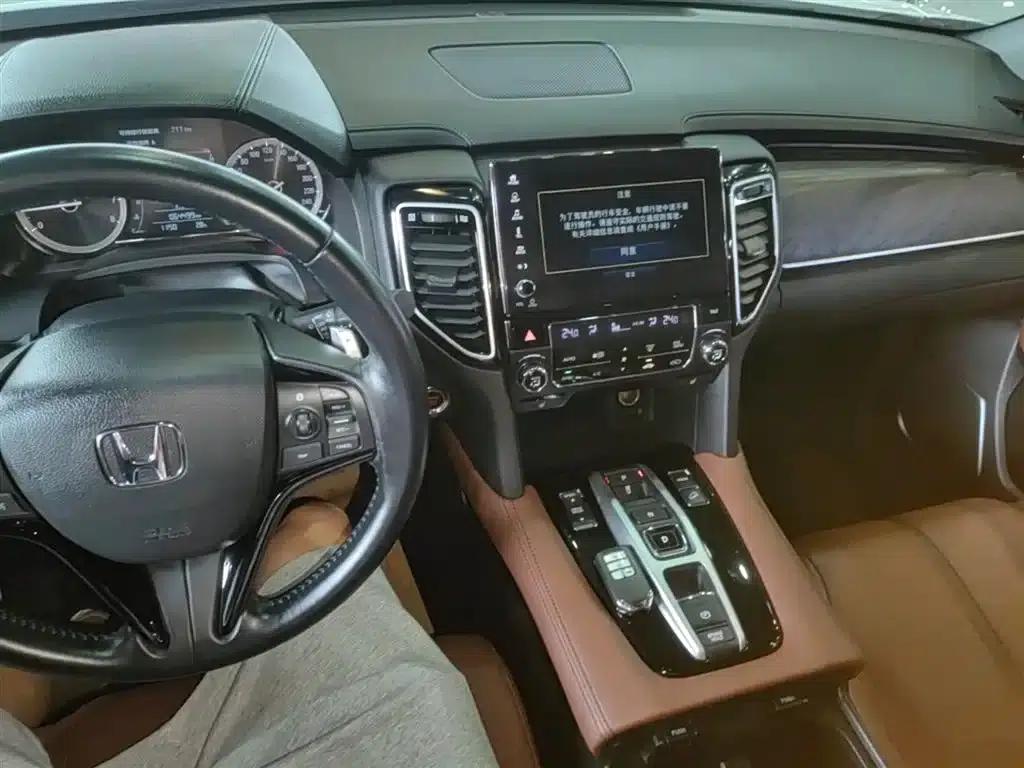 Honda UR-V 2020 370TURBO 2WD Premium Edition — миниатюра 10