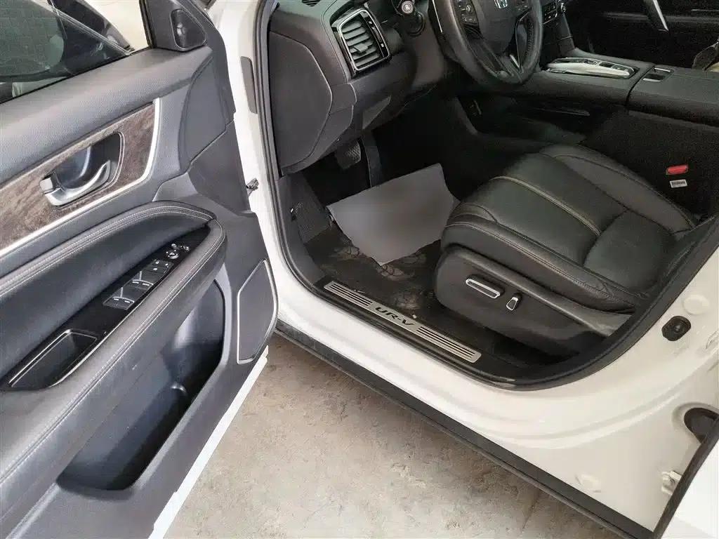 Honda UR-V 2020 370TURBO 2WD Premium Edition — миниатюра 12