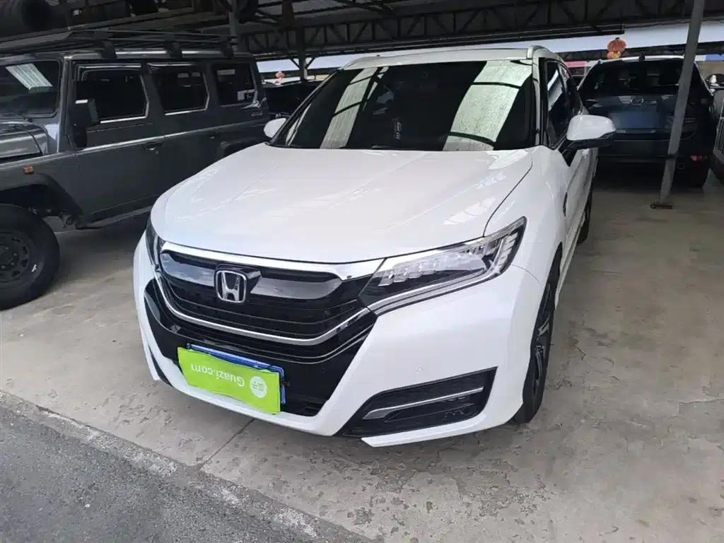 Honda UR-V 2017 370TURBO 2WD Premium Edition (National V Emission Standard) — миниатюра 1