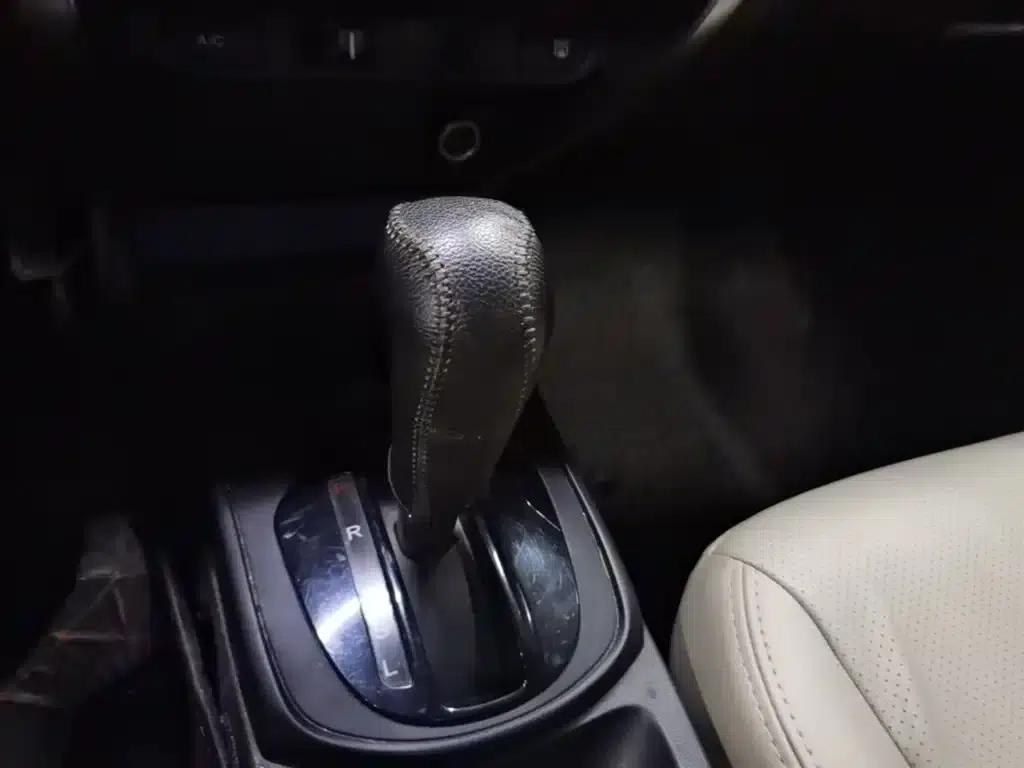 Honda City 2015 1.5L CVT Comfort Edition — миниатюра 14