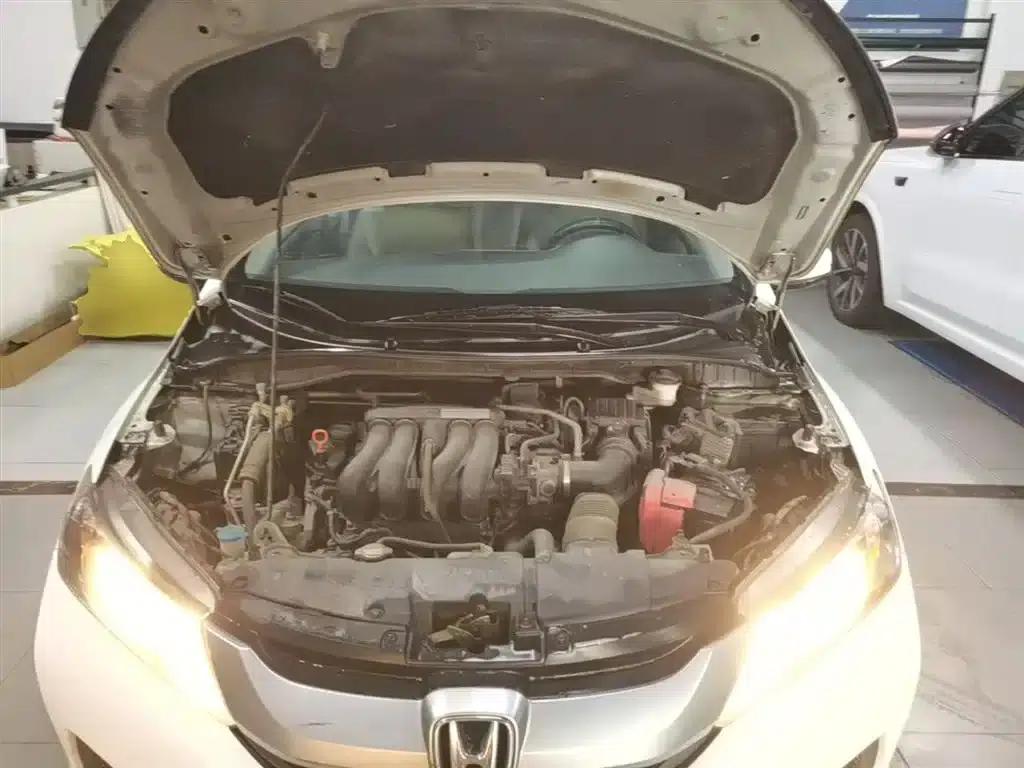 Honda City 2015 1.5L CVT Comfort Edition — миниатюра 20