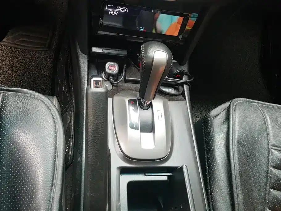 Crosstour 2012 2.4L Luxury Edition — миниатюра 16