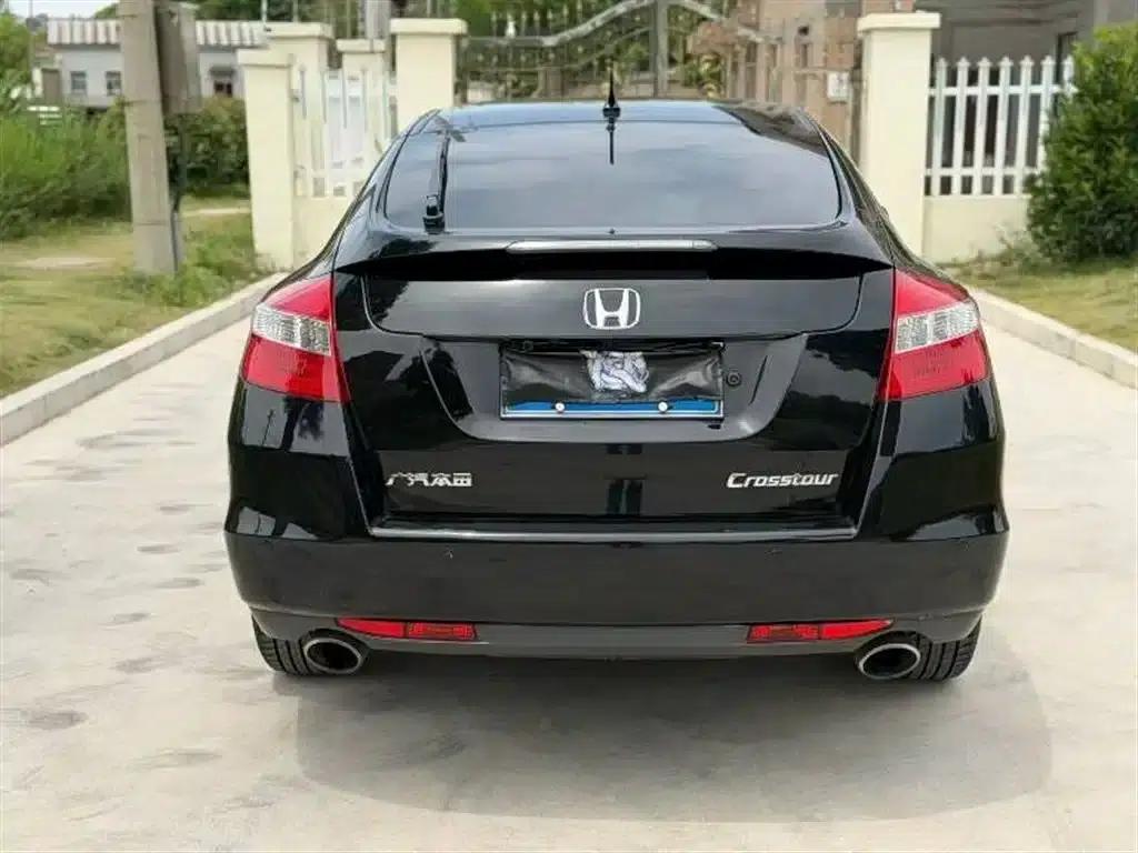 Crosstour 2012 2.4L Premium Edition — миниатюра 9