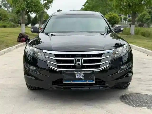 Crosstour 2012 2.4L Premium Edition