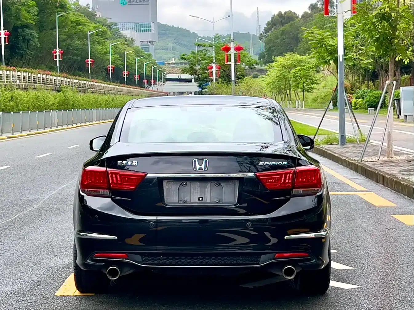 Spirior 2015 2.4L Premium Edition — миниатюра 6