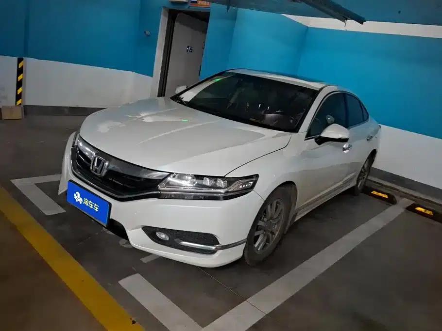 Spirior 2017 2.0L Comfort Edition — миниатюра 1