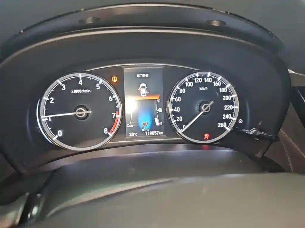 Spirior 2017 2.4L Luxury Edition — миниатюра 12