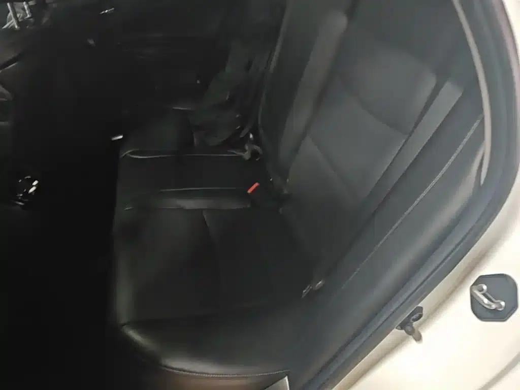 Spirior 2017 2.4L Luxury Edition — миниатюра 17
