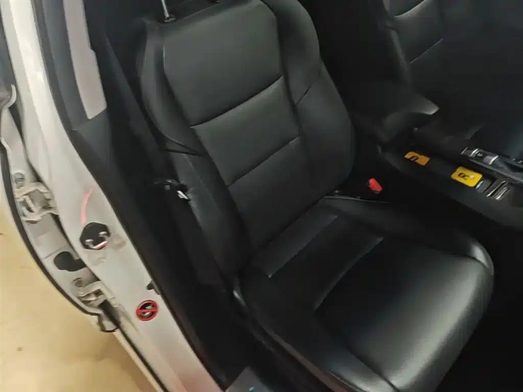 Spirior 2017 2.4L Luxury Edition — миниатюра 25