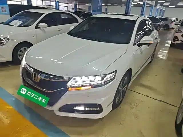 Spirior 2017 2.4L Luxury Edition