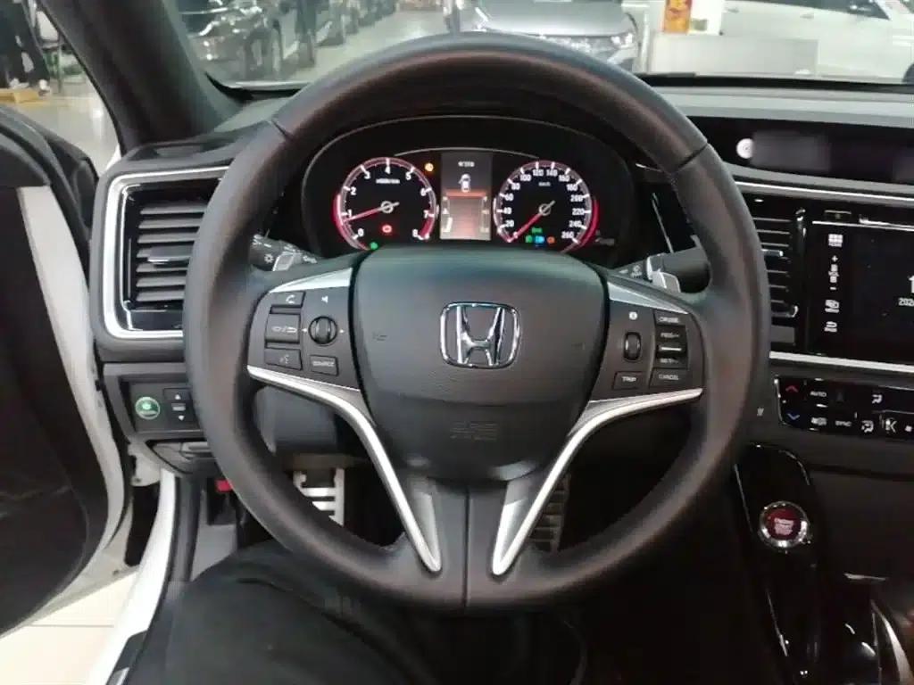 Spirior 2015 2.4L Si — миниатюра 11