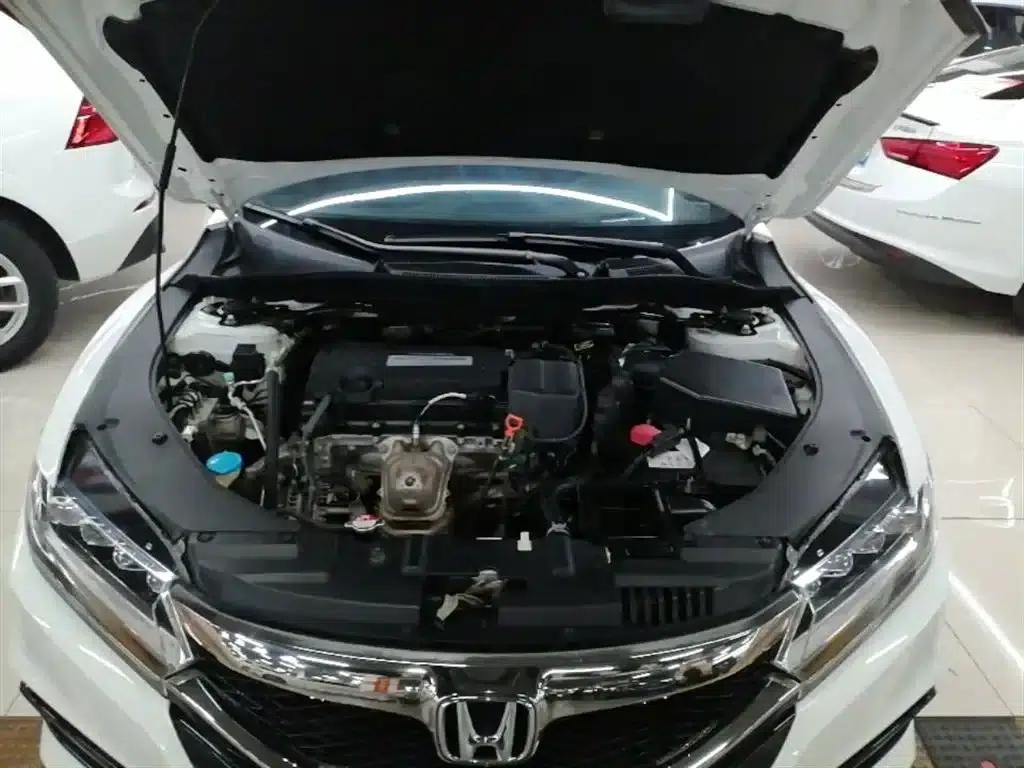 Spirior 2015 2.4L Si — миниатюра 20