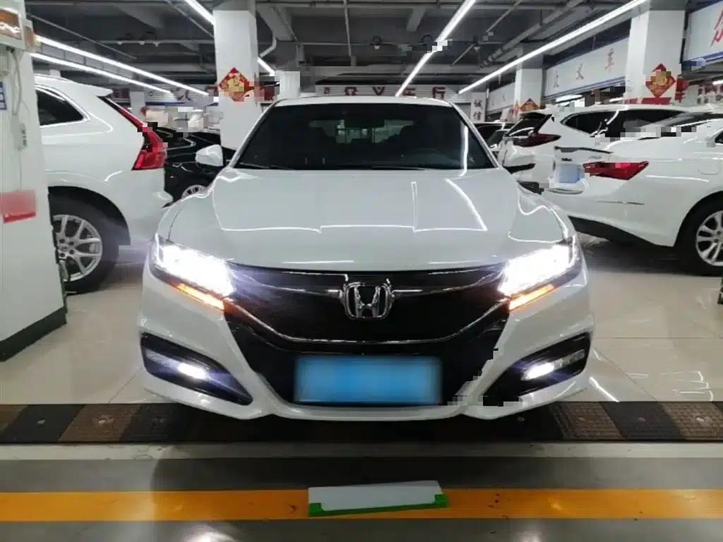 Spirior 2015 2.4L Si — миниатюра 3