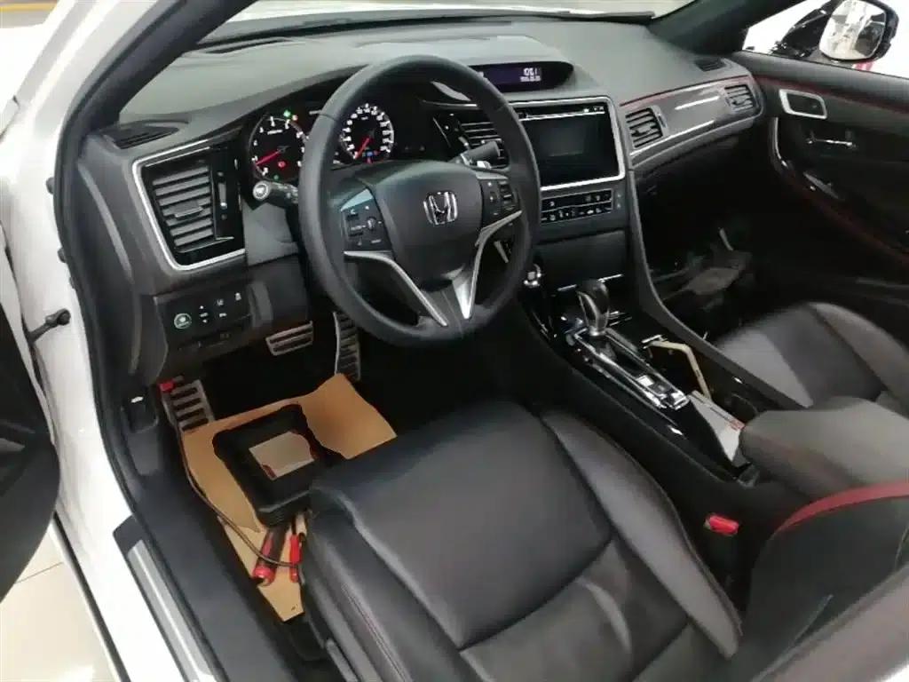 Spirior 2015 2.4L Si — миниатюра 10