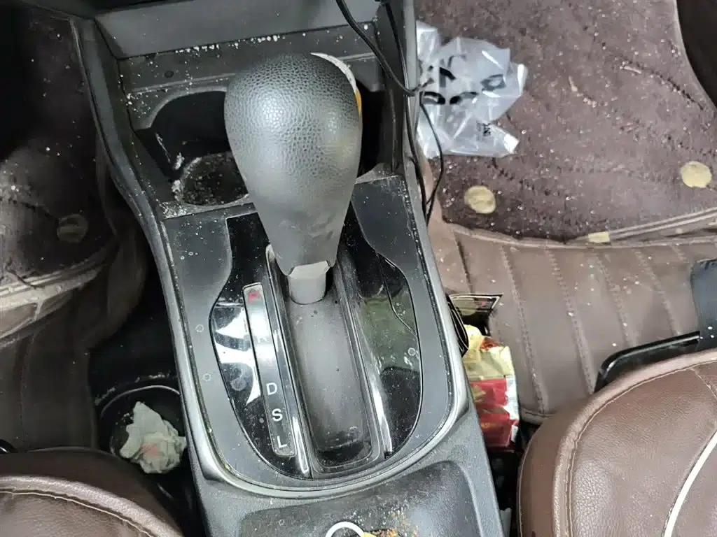 2016 Honda Greiz 1.5L CVT Classic Edition — миниатюра 11