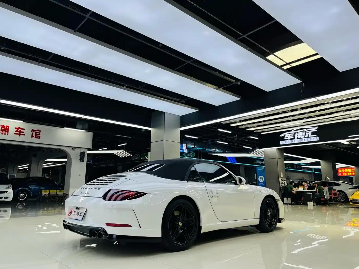 2011 Porsche 911 Edition Style 3.6L Convertible — миниатюра 9