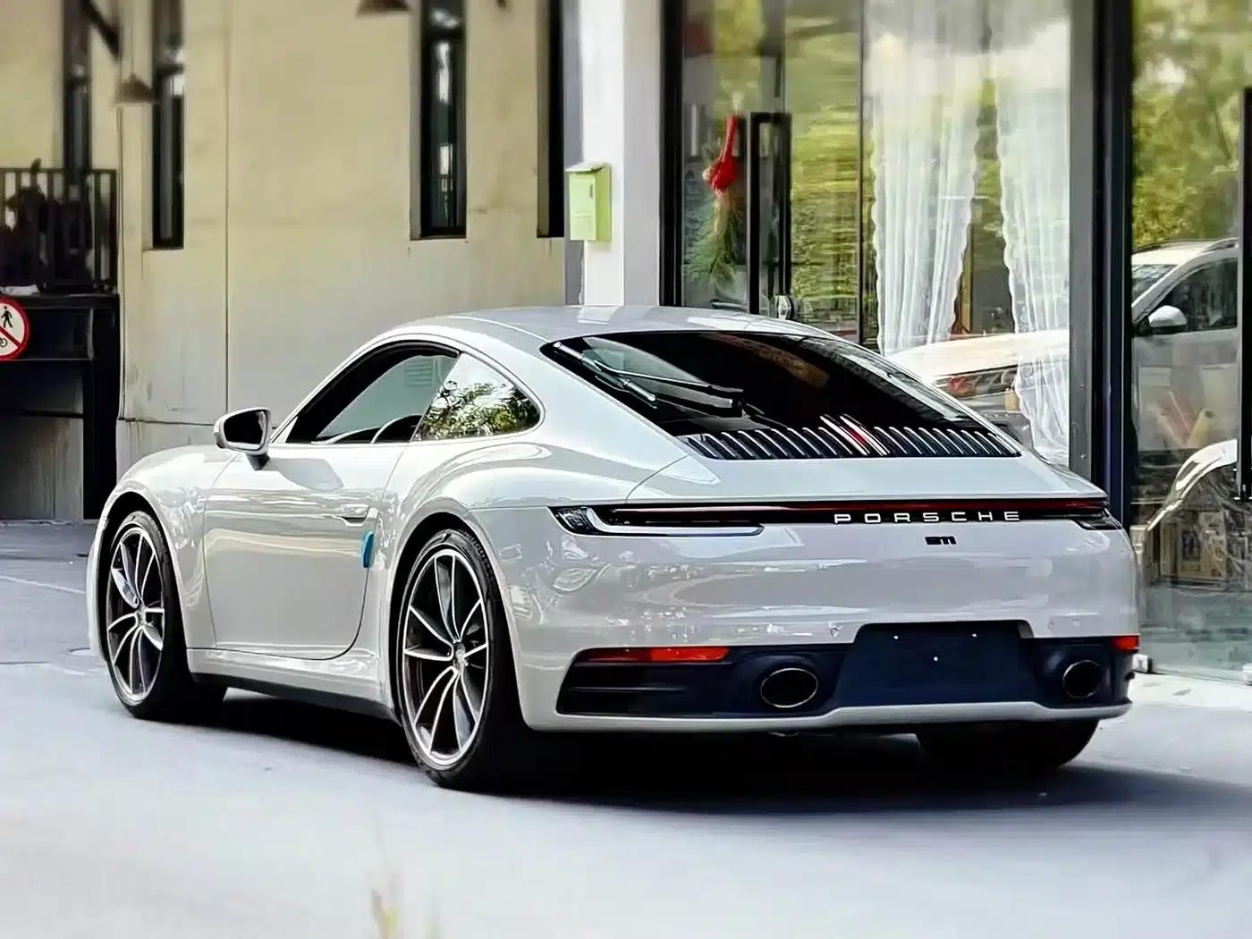 Porsche 911 2020 Carrera 3.0T — миниатюра 2